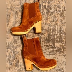 COPY - Veronica Beard brown suede clog booties with stud trim. Size 5.